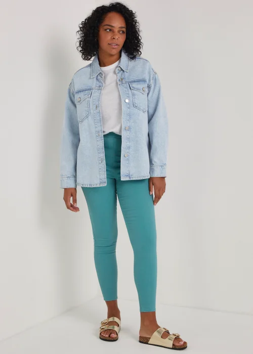 Light Wash Denim Shacket - 8 Image 6