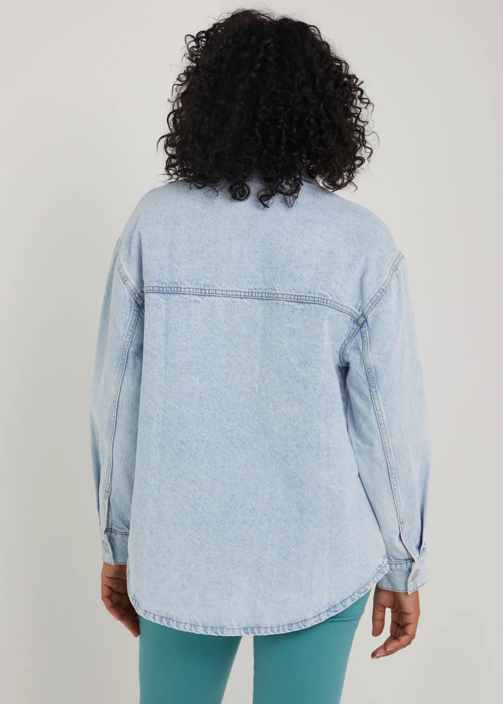 Light Wash Denim Shacket - 8 Image 3