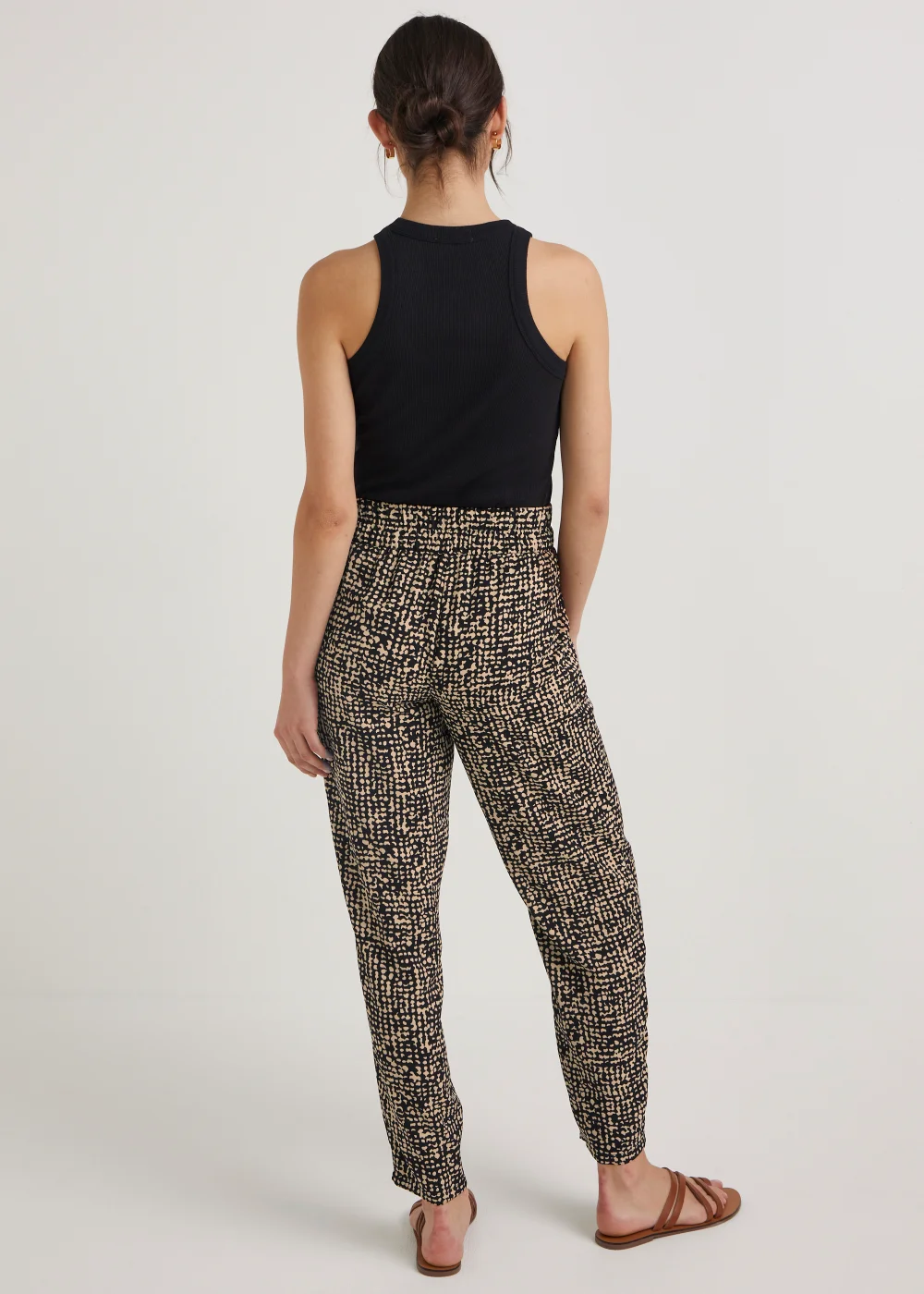 Black Print Tapered Trousers - Size 8 Image 4