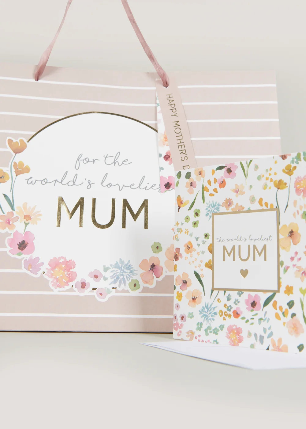 Pink Mum Gift Bag with Card & Tissue Paper Image 2