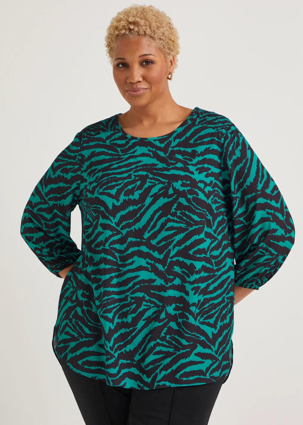 Papaya Curve Green Zebra Print Box Top - Size 18 Image 1