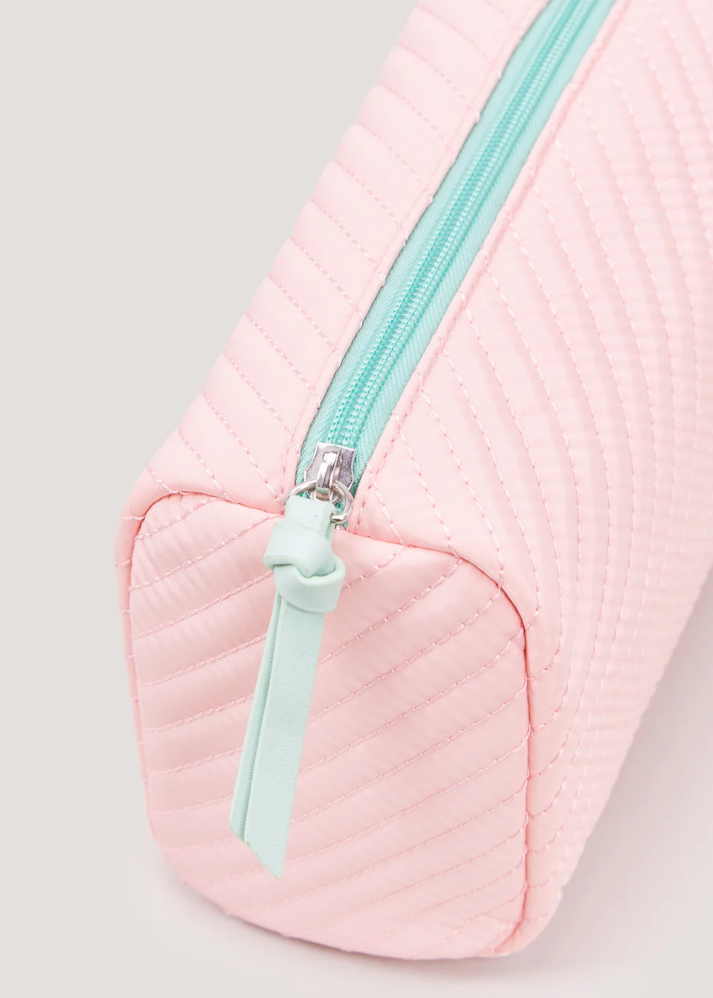 Pink Quilted Makeup Bag Image 2