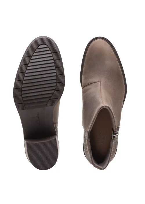 Clarks Taupe Leather Scene Zip Ankle Boots - Size 7 Image 2