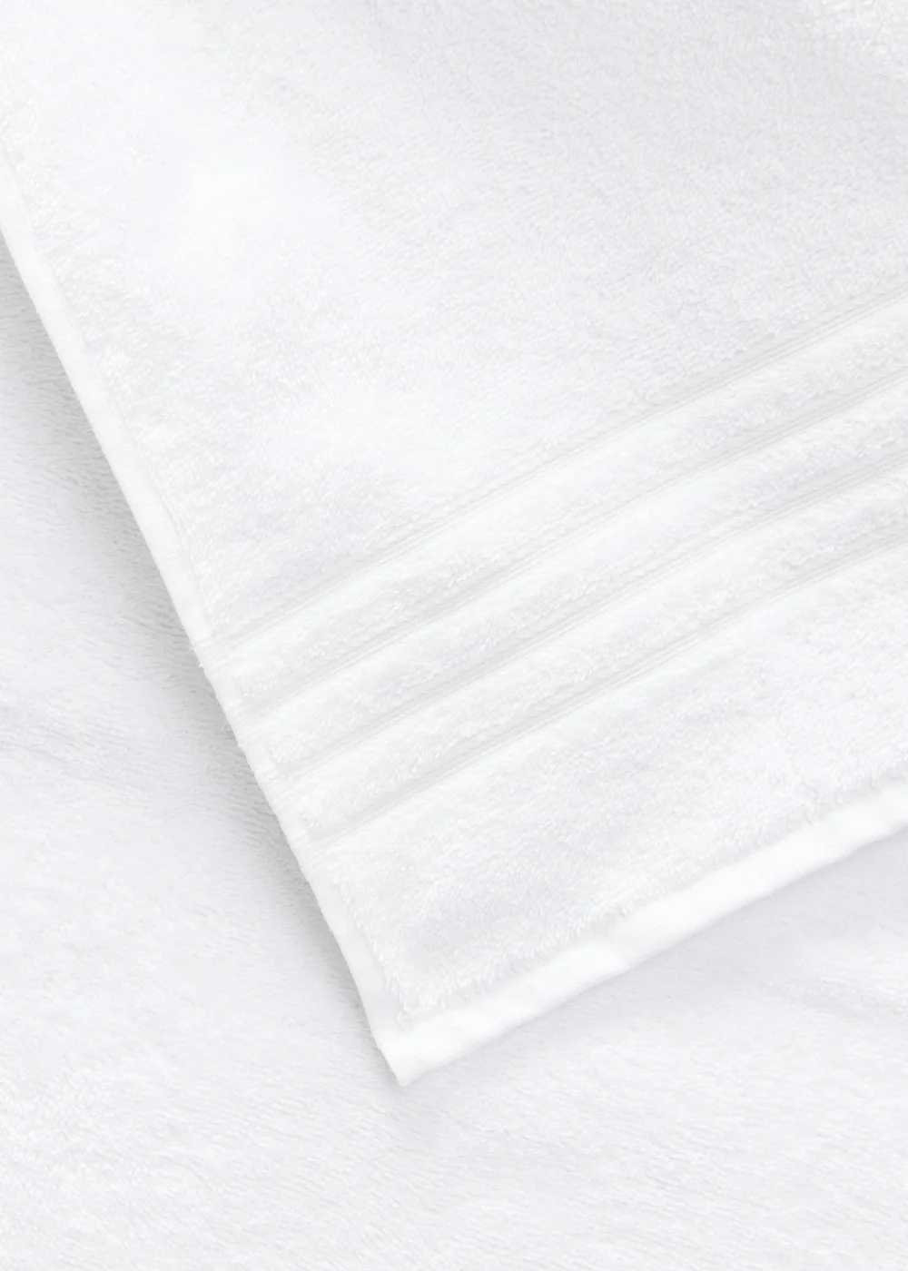 White 100% Egyptian Cotton XL Bath Sheet - Bath Sheet Image 2