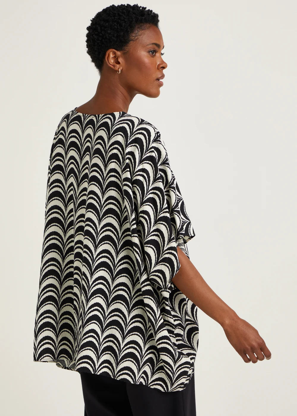Monochrome Print Kimono - Small Image 5