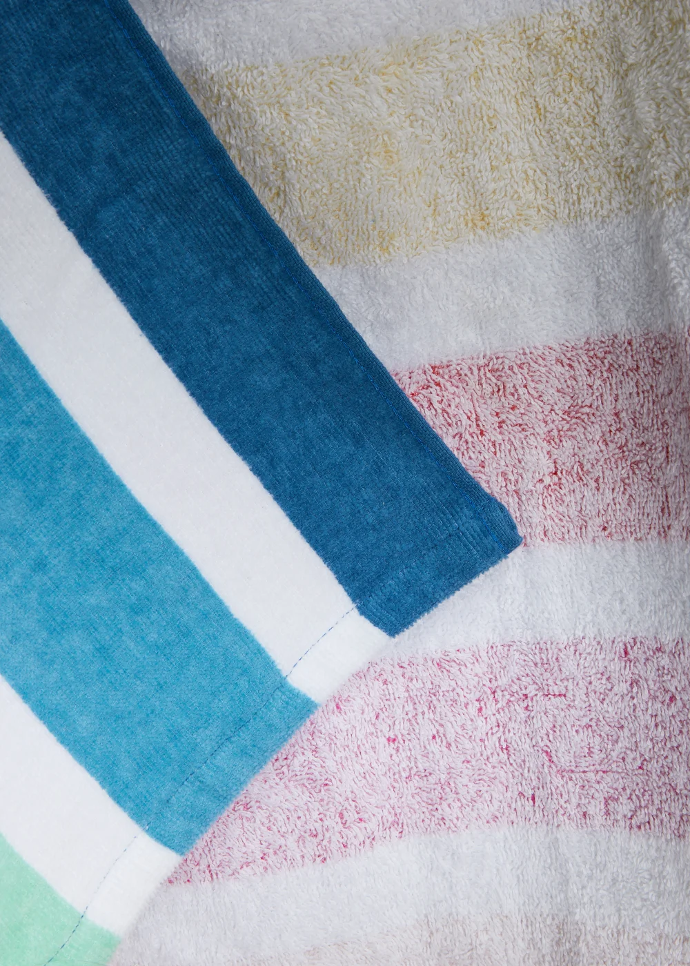 Rainbow Stripe Print Beach Towel (150cm x 70cm) Image 2