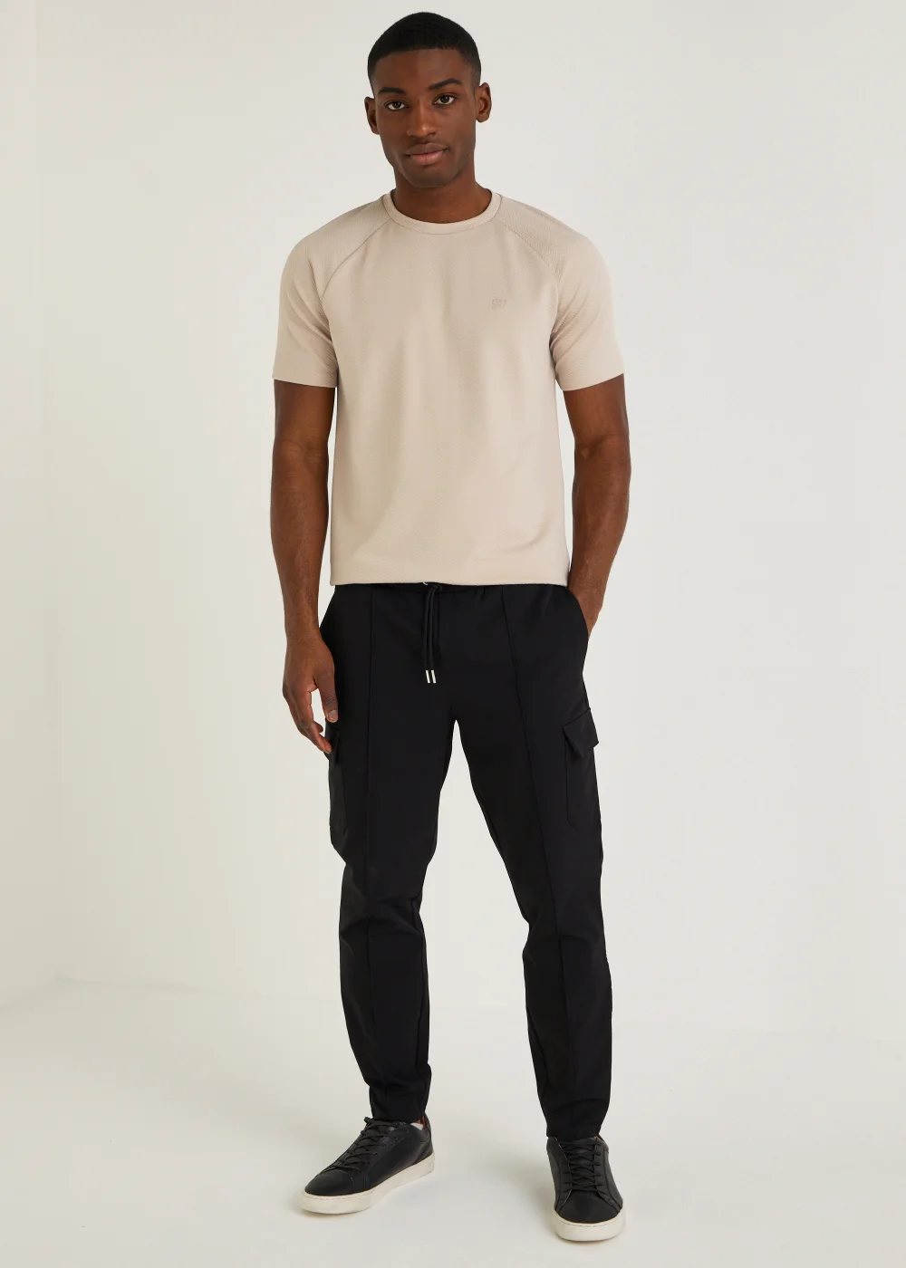 T&W Black Woven Cargo Joggers - Small Image 1