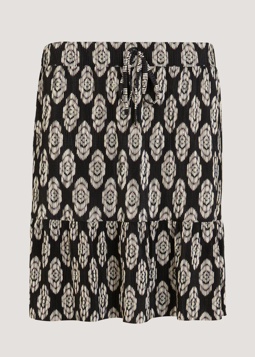 Black Plisse Mini Skirt - 8 Image 4