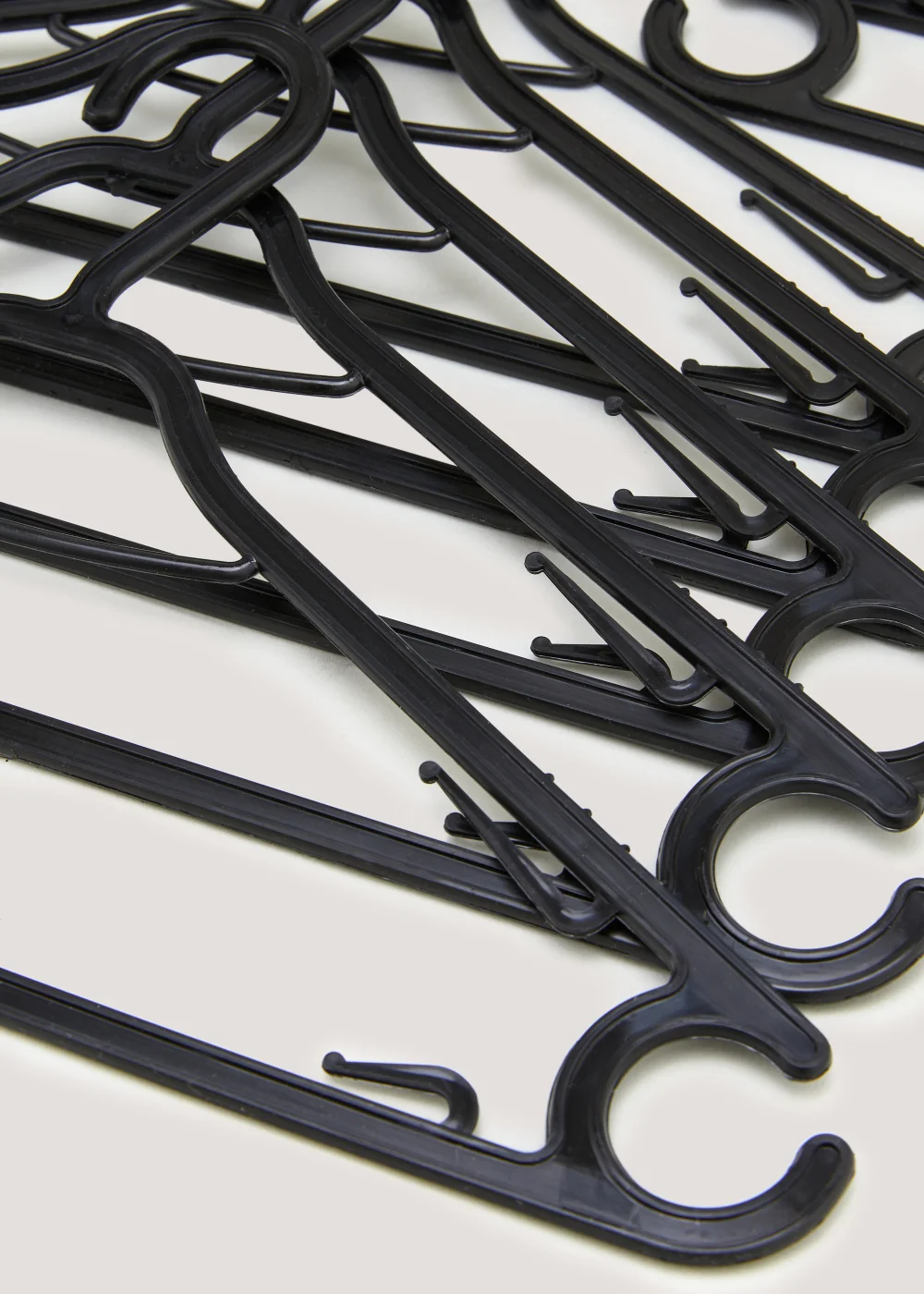 10 Pack Black Plastic Hangers (37cm x 21cm) Image 2