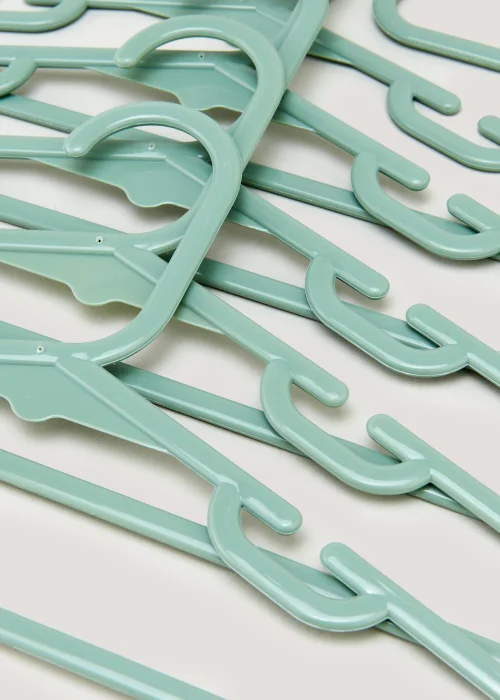 Kids 10 Pack Green Plastic Hangers (37cm x 21cm) Image 2