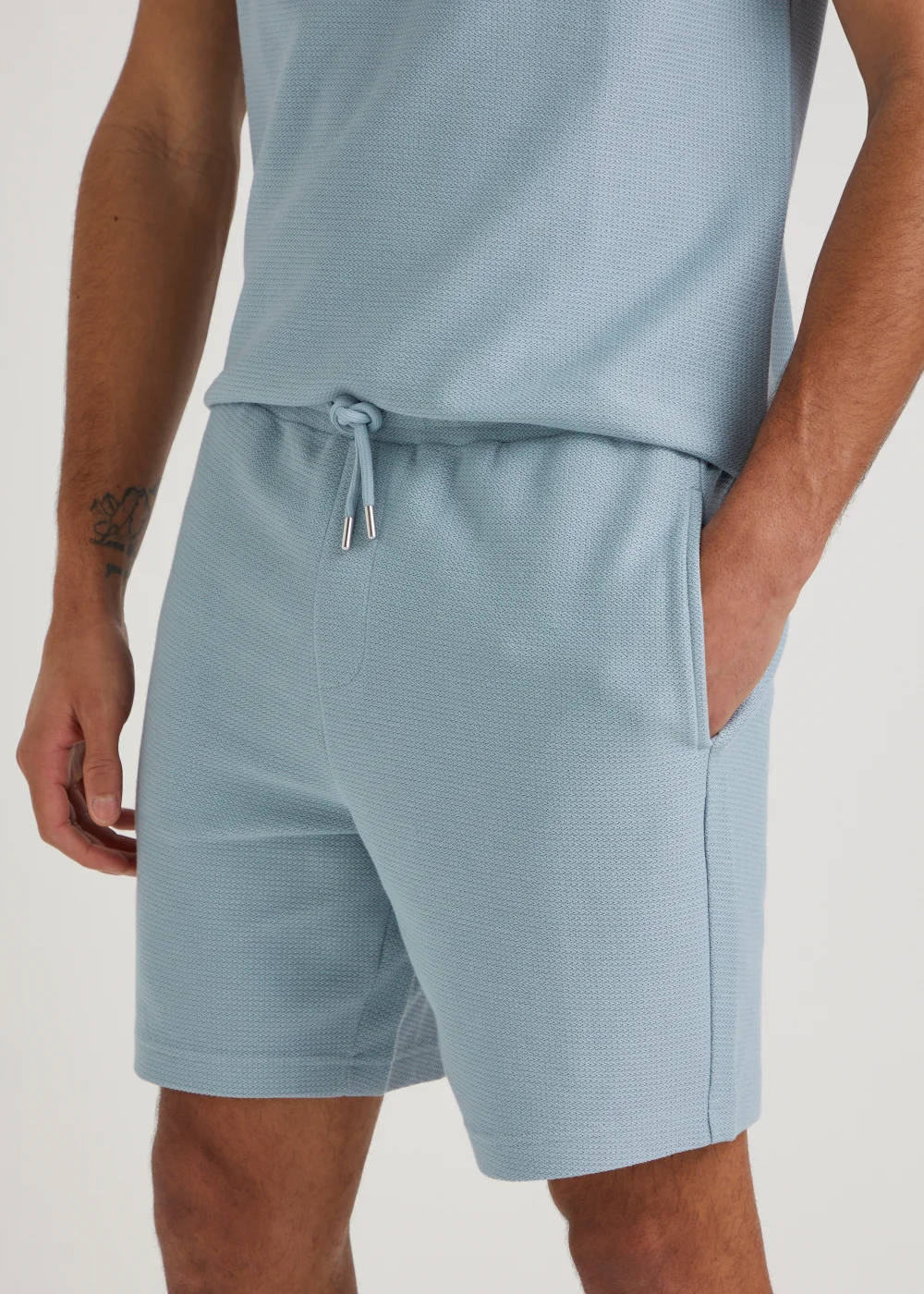 T&W Blue Paris Textured Shorts - S Image 2