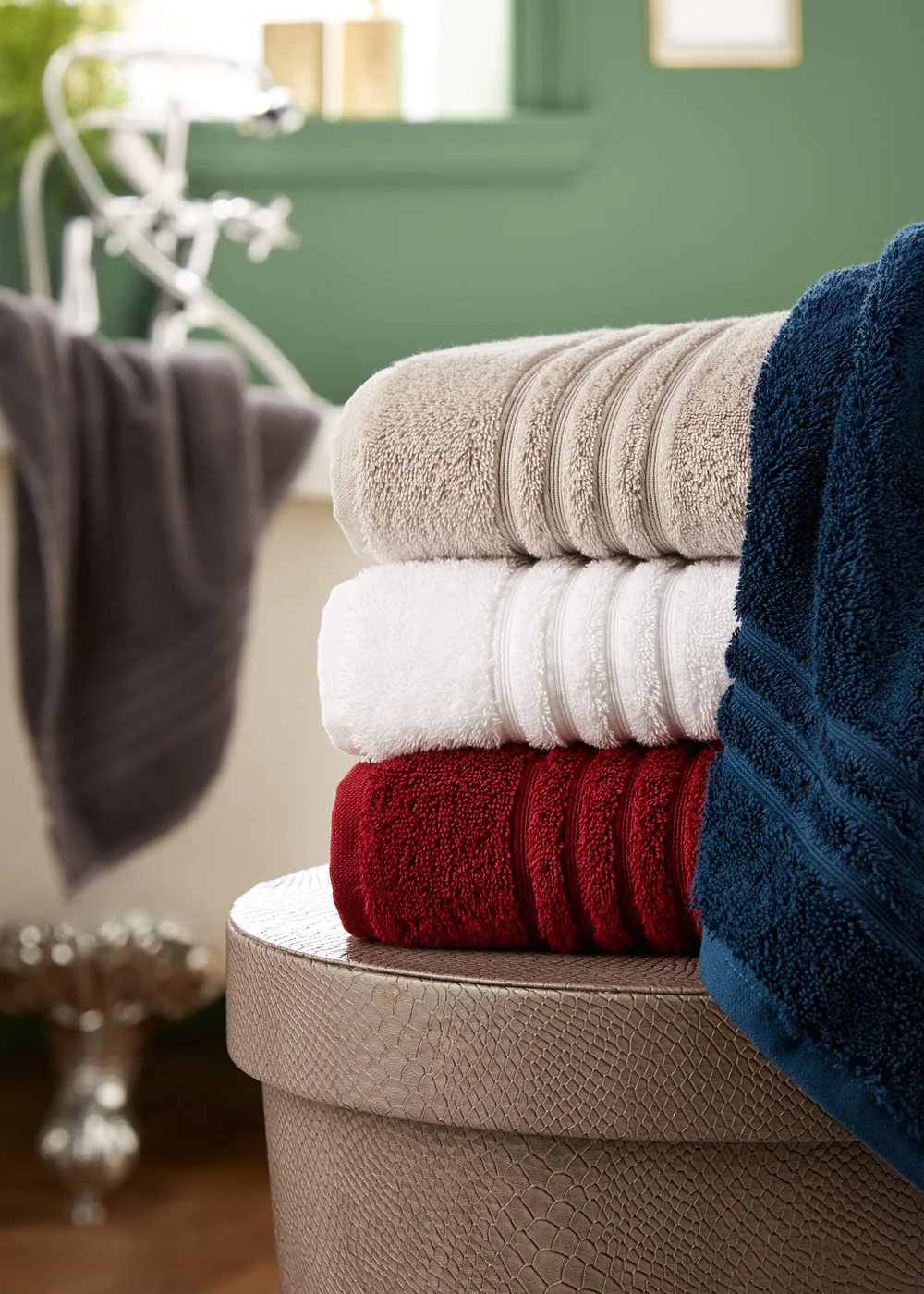 Egyptian Cotton Towels (680gsm) - Face Cloth Image 2