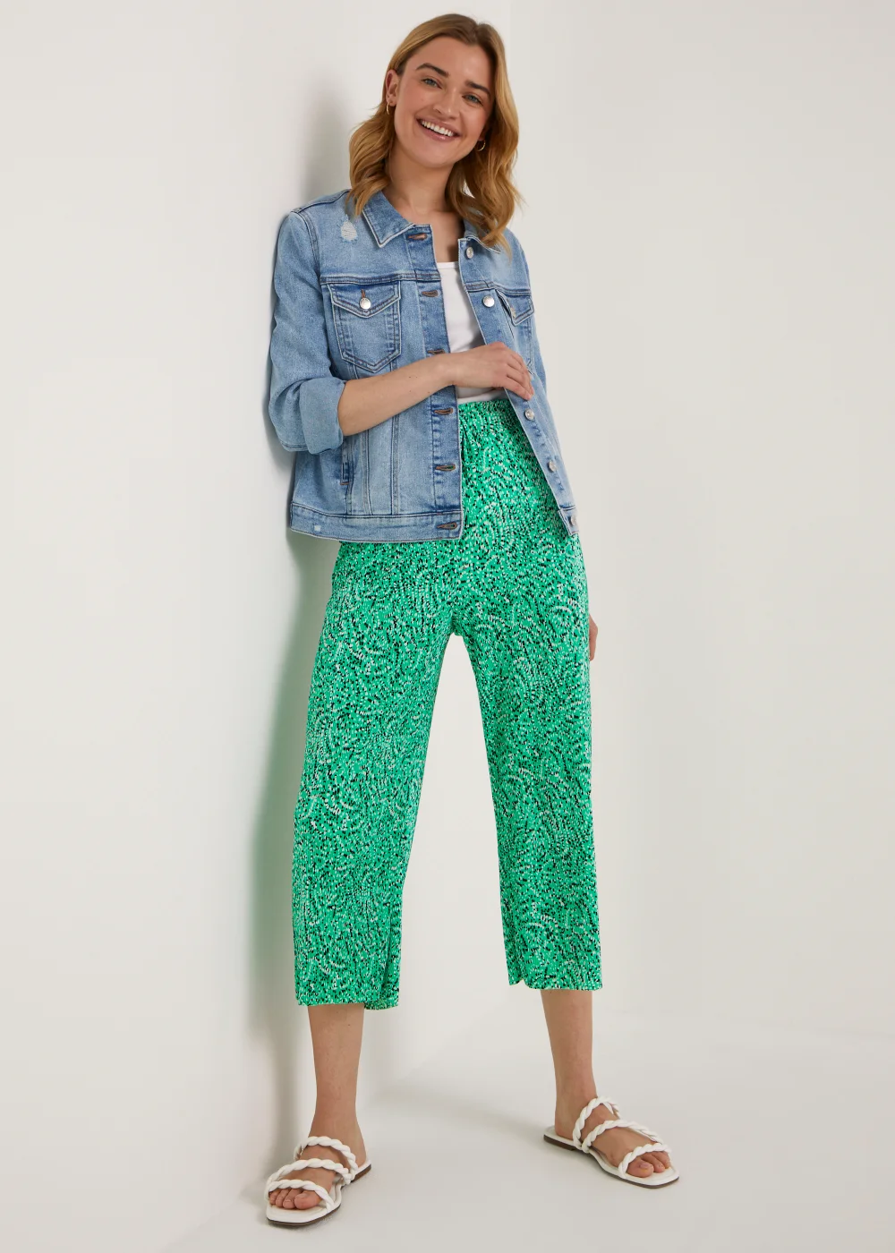 Green Spring Plisse Trousers - 8 Image 4