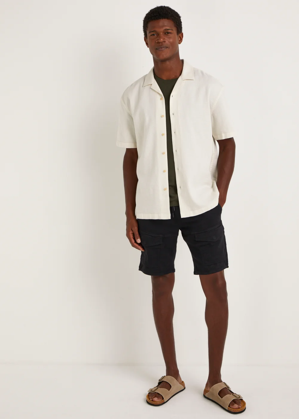 Black Denim Cargo Shorts - S Image 4