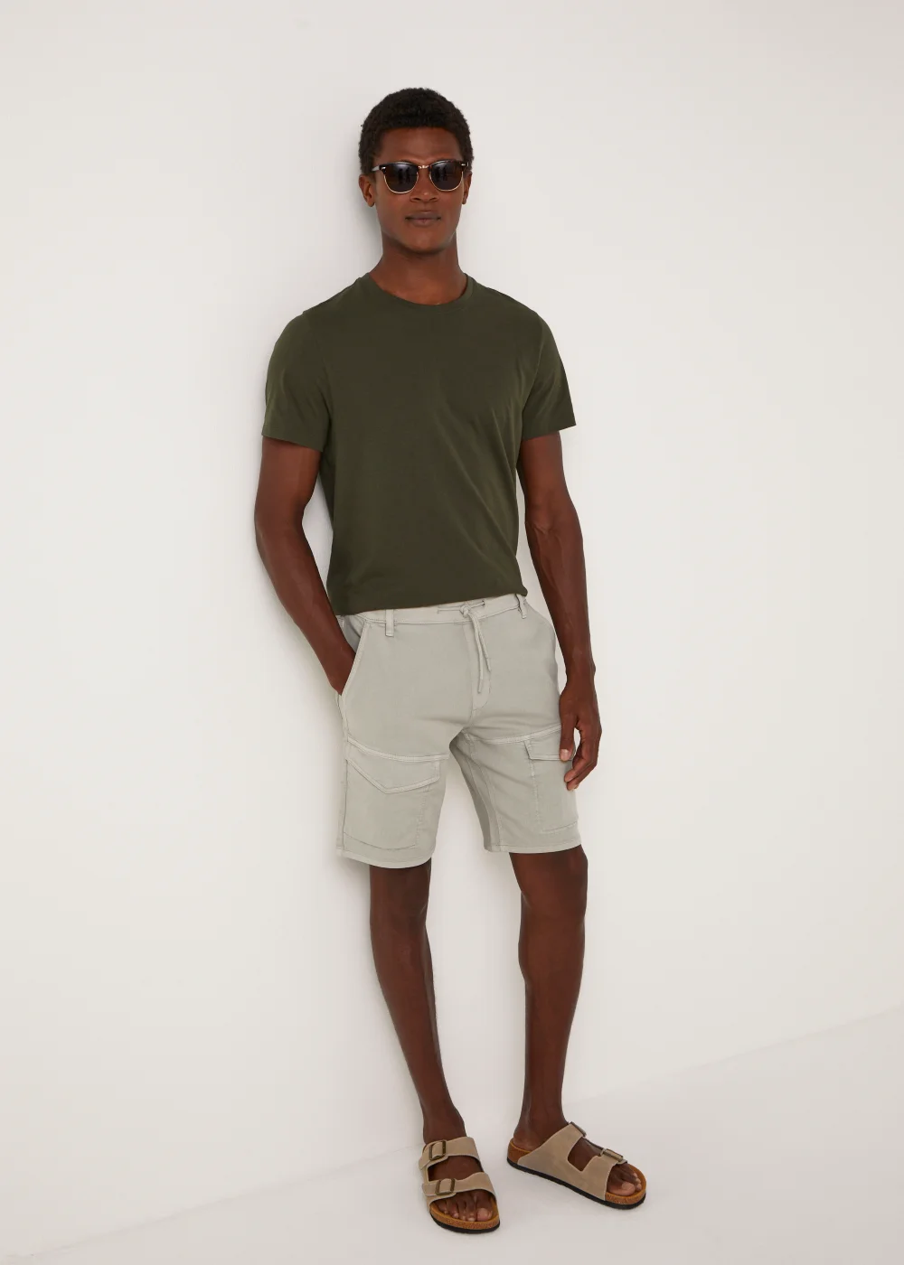 Bone Denim Cargo Shorts - S Image 4