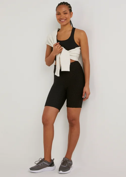 Souluxe Black Ruched Sports Shorts - 8 Image 4