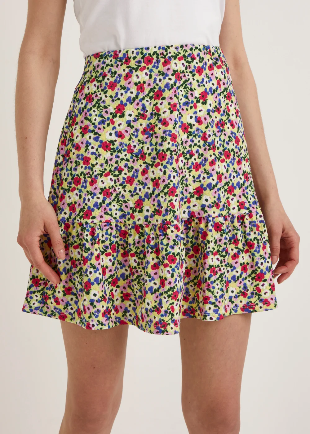 Multicoloured Floral Crinkle Jersey Mini Skirt - Size 8 Image 3