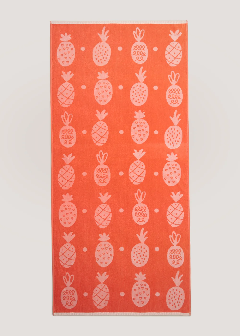 Pink Pineapple Beach Towel (150cm x 70cm) Image 1