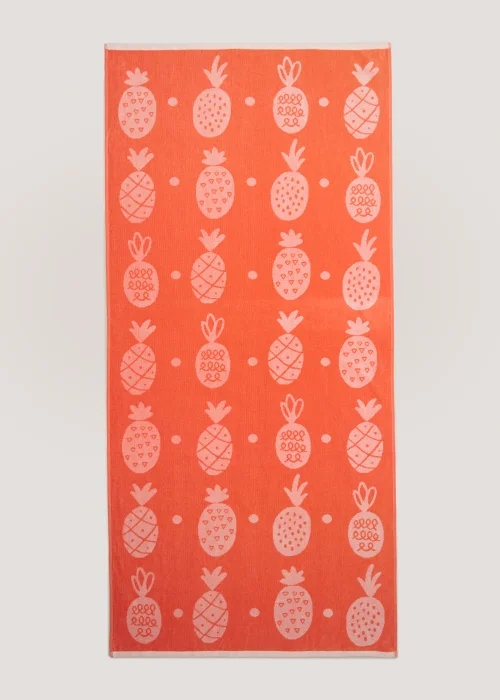 Pink Pineapple Beach Towel (150cm x 70cm) Image 1