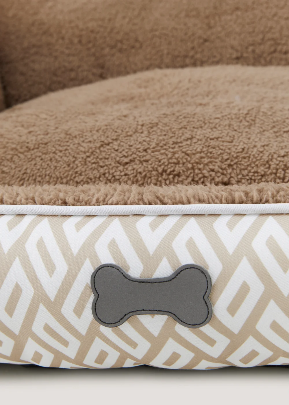Natural Geo Pet Bed (Medium-Large) Image 2
