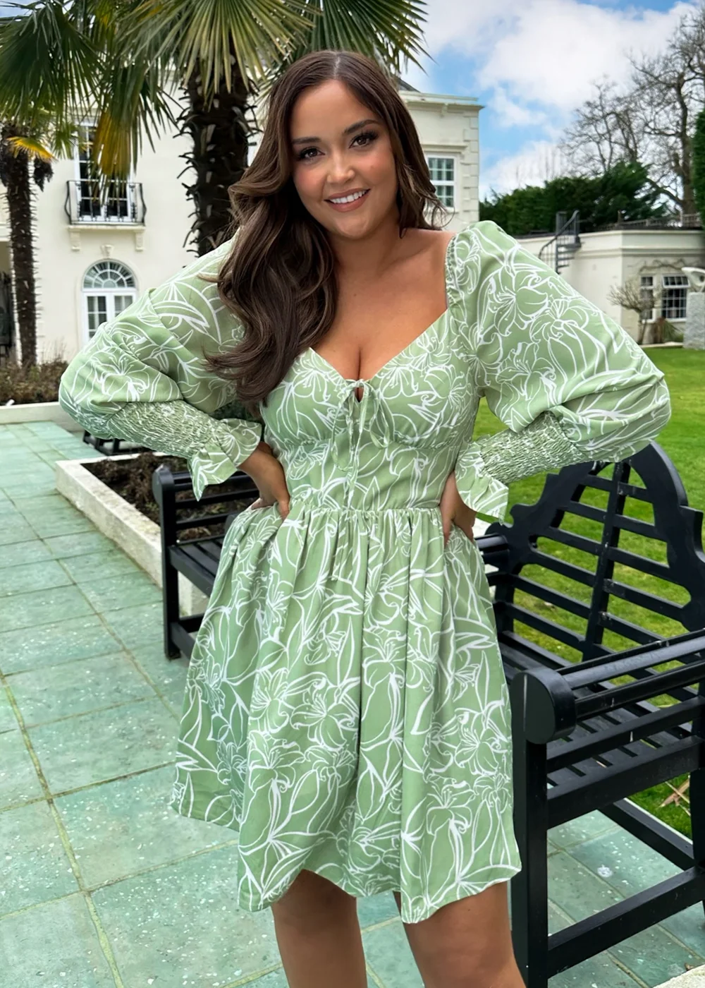 In the Style Jac Jossa Green Floral Milkmaid Mini Dress - Size 8 In the Style Jac Jossa Green Floral Milkmaid Mini Dress - Size 8