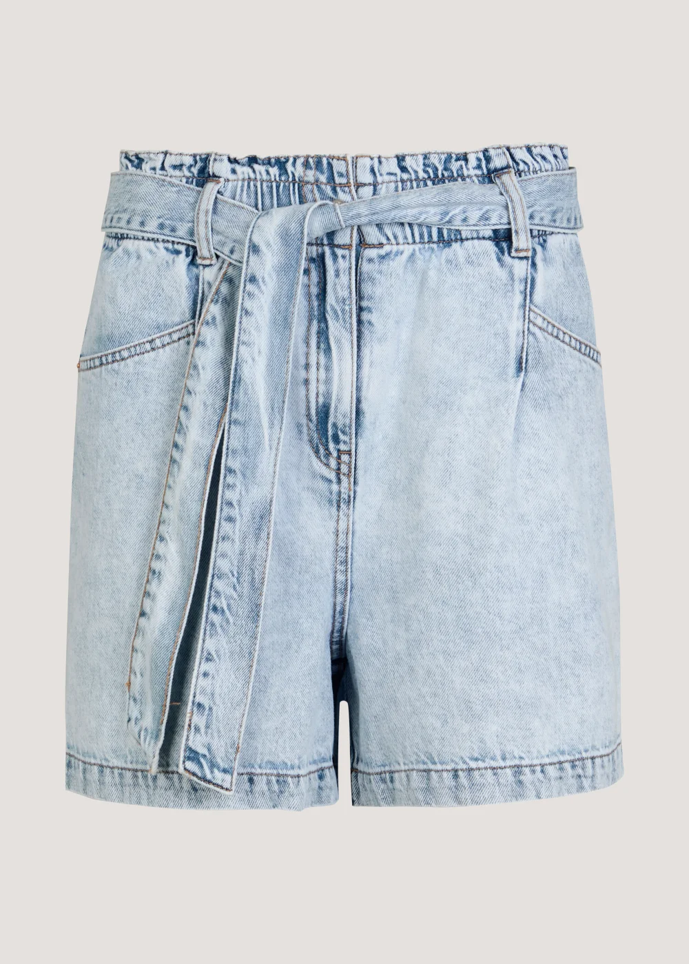 Light Wash Tie Waisted Denim Shorts - 8 Image 5