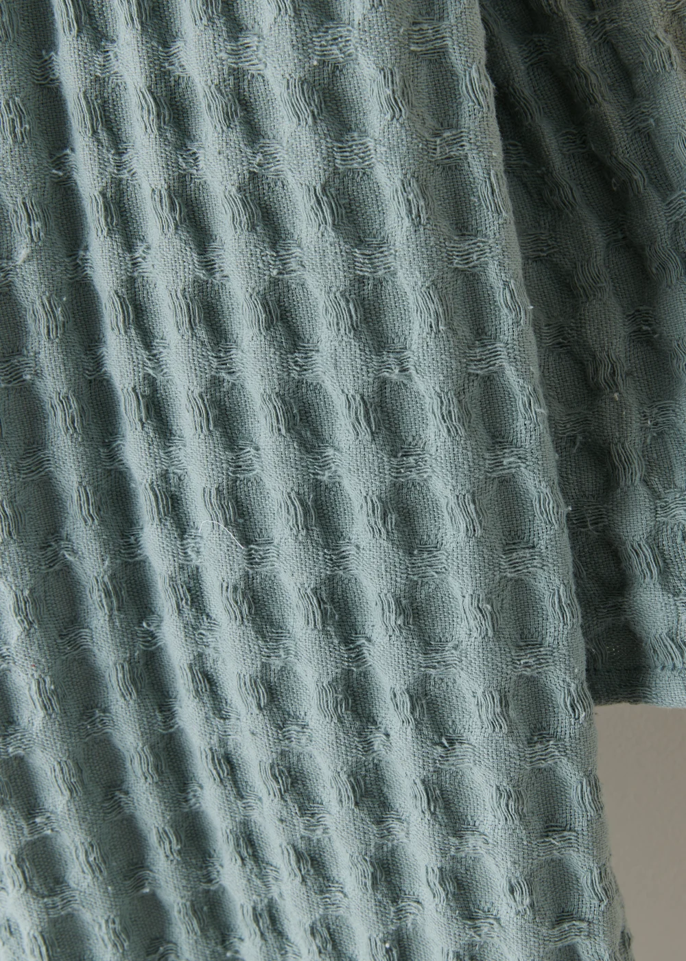Green Waffle Throw (130cm x 150cm) Image 2