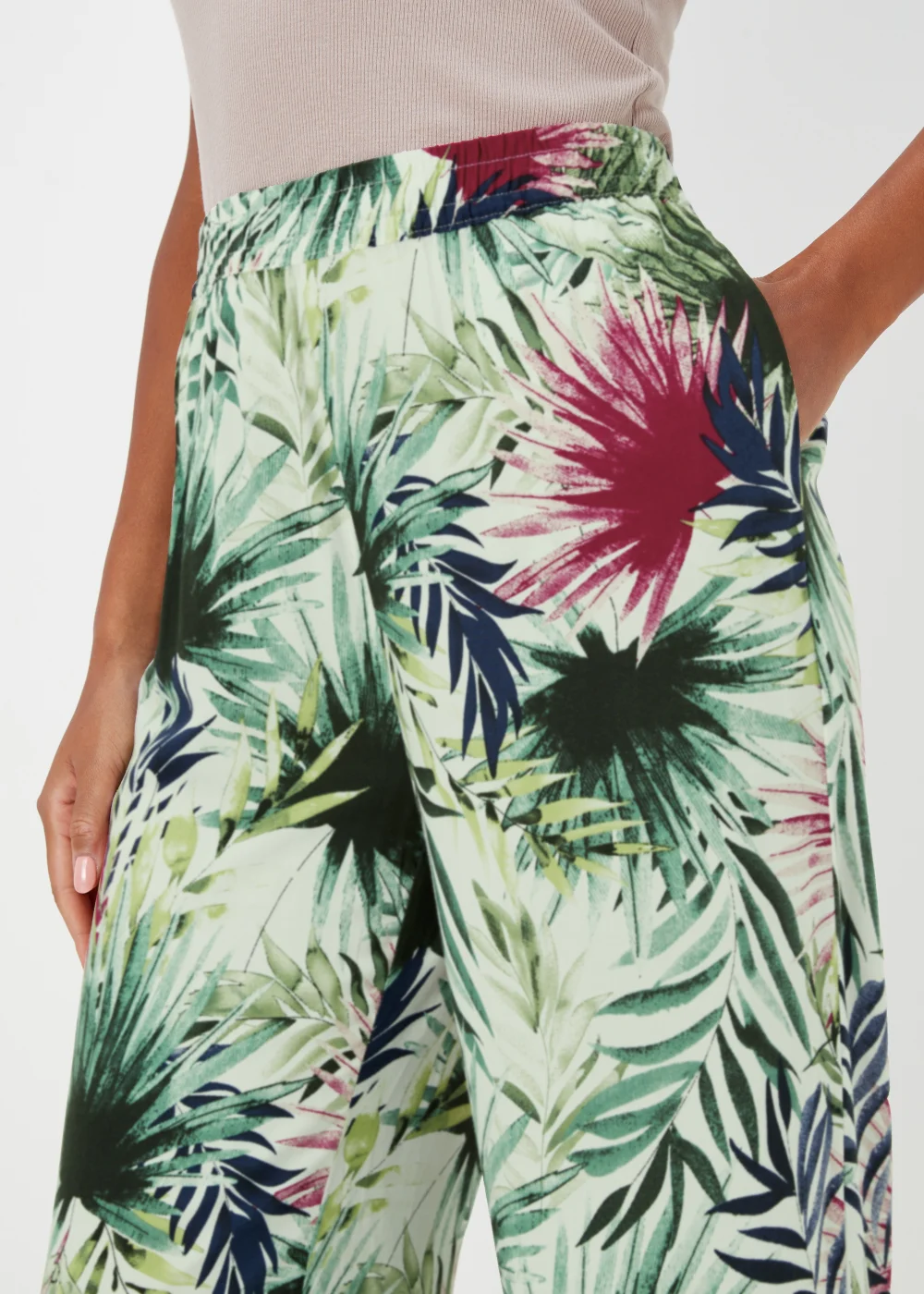 JDY Bora Multicoloured Floral Wide Leg Trousers - 10 Image 3