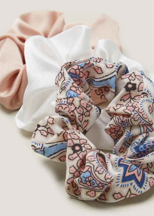 3 Pack Plain & Paisley Scrunchies - One Size Image 2