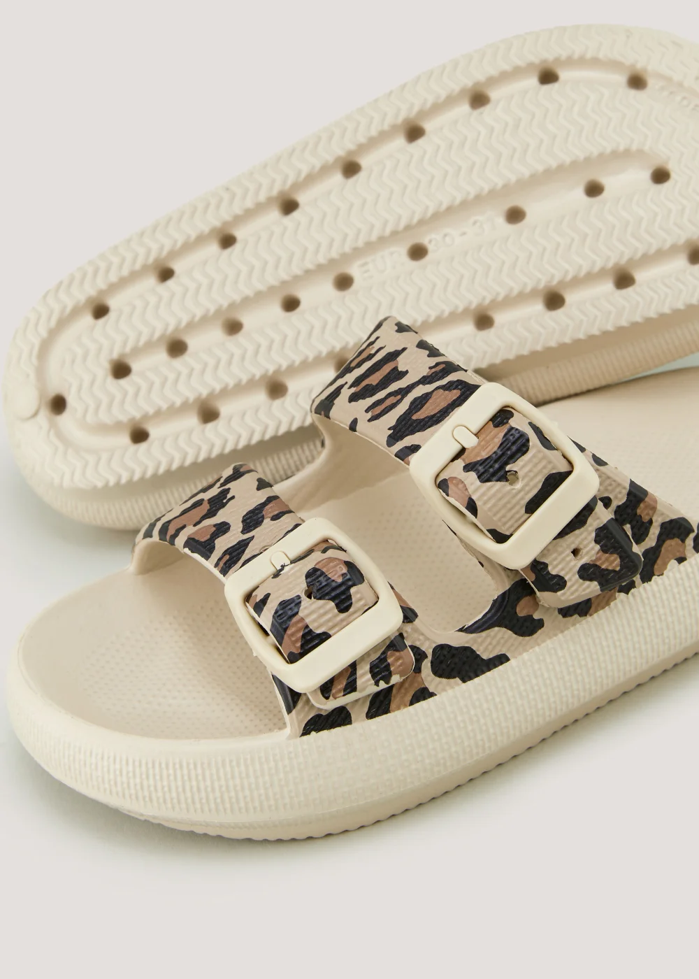 Girls Leopard Print Buckle Chunky Sliders (Younger 10-Older 5) - 1 Image 2