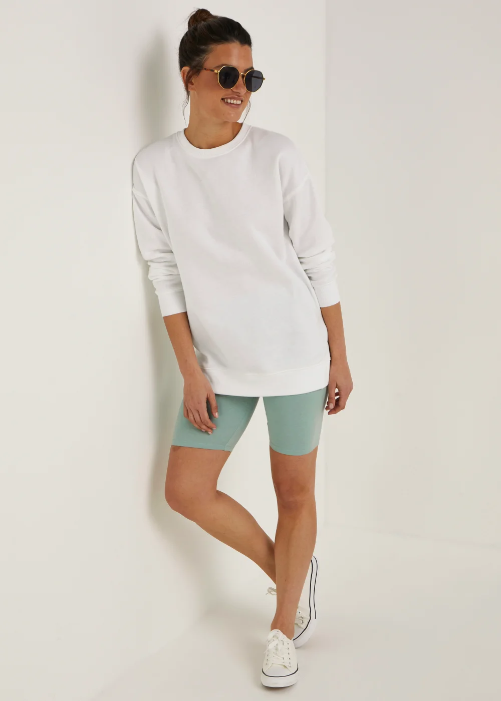 Green Cycling Shorts - 8 Image 4