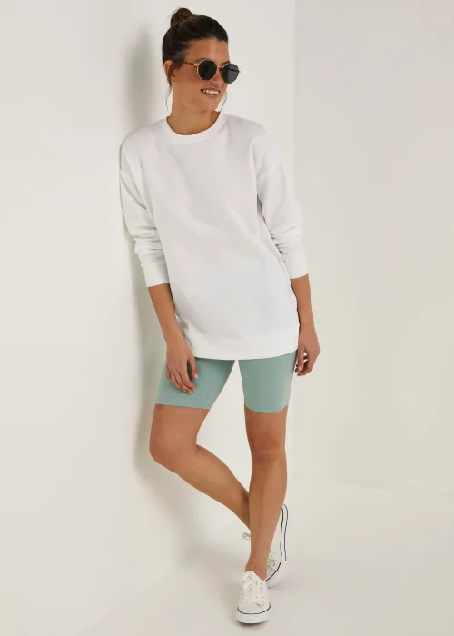 Green Cycling Shorts - 8 Image 4