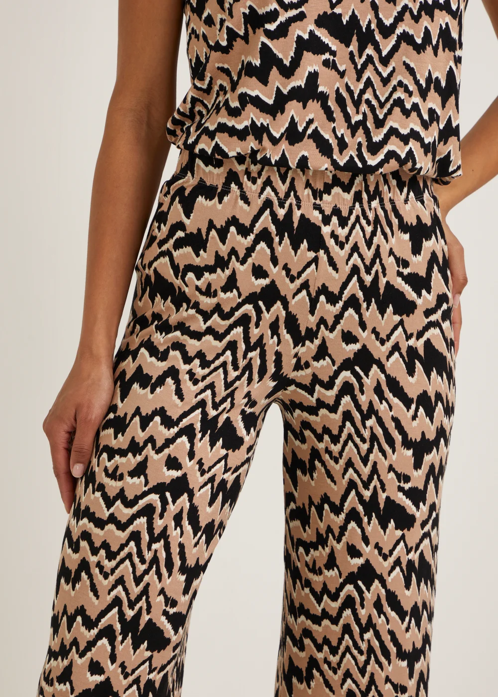 Brown Animal Print Cropped Wide Leg Co-Ord Trousers - Size 8 Image 3