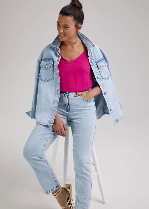 Ava Bleach Wash Mom Jeans (Long Length) - 8/L33 Image 4