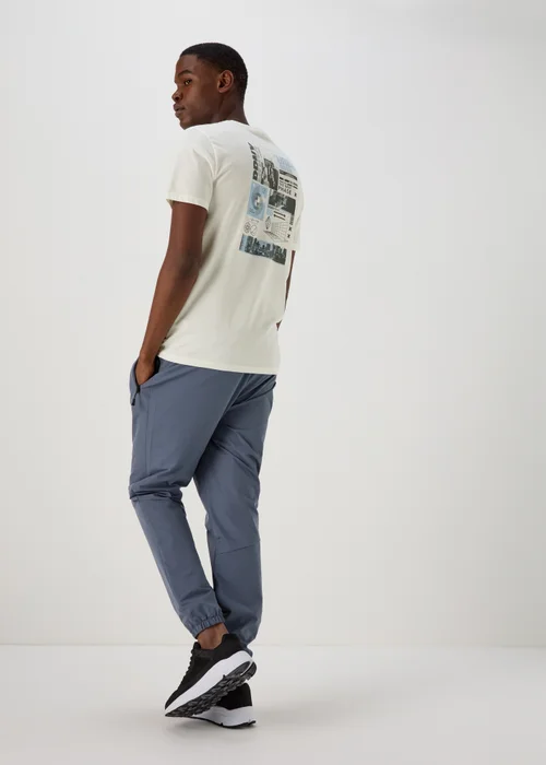 US Athletic Cream Urban Print T-Shirt - Extra small Image 4