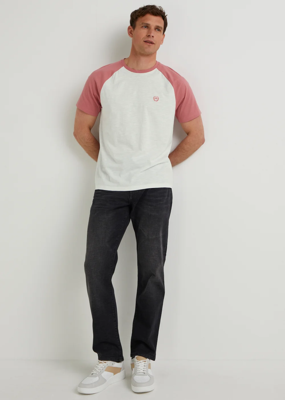 White & Pink Raglan T-Shirt - Small Image 4