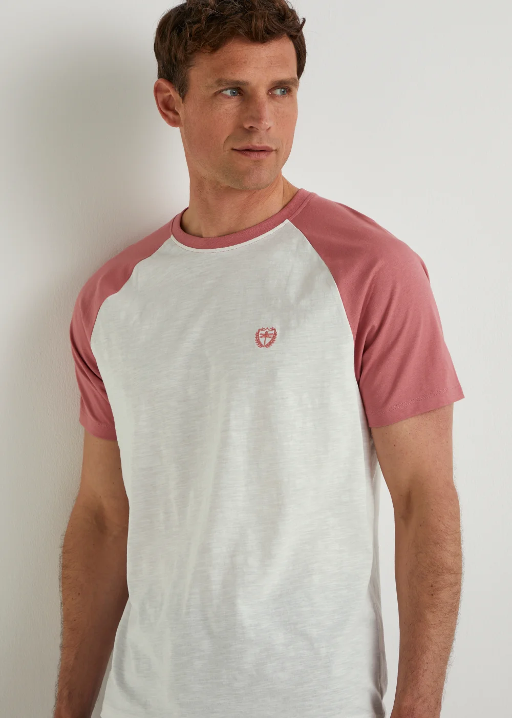 White & Pink Raglan T-Shirt - Small Image 3