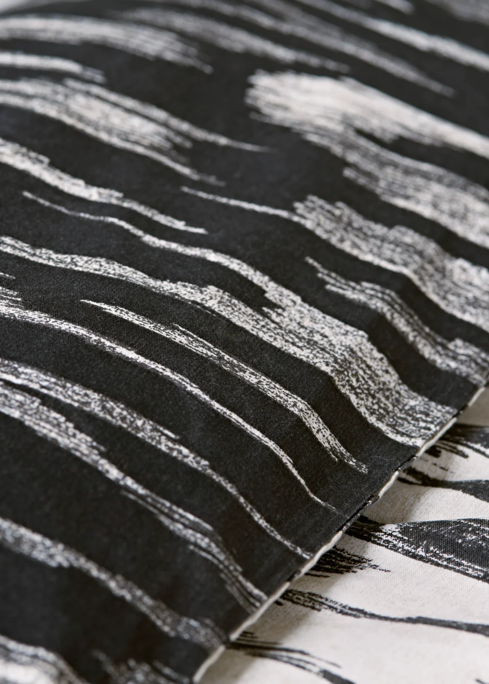 Monochrome Mark Print Reversible Duvet Cover - Single Image 2