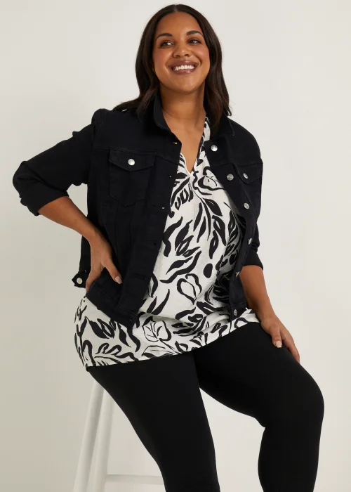 Papaya Curve Black & White Kaftan Top - Size 18 Image 4