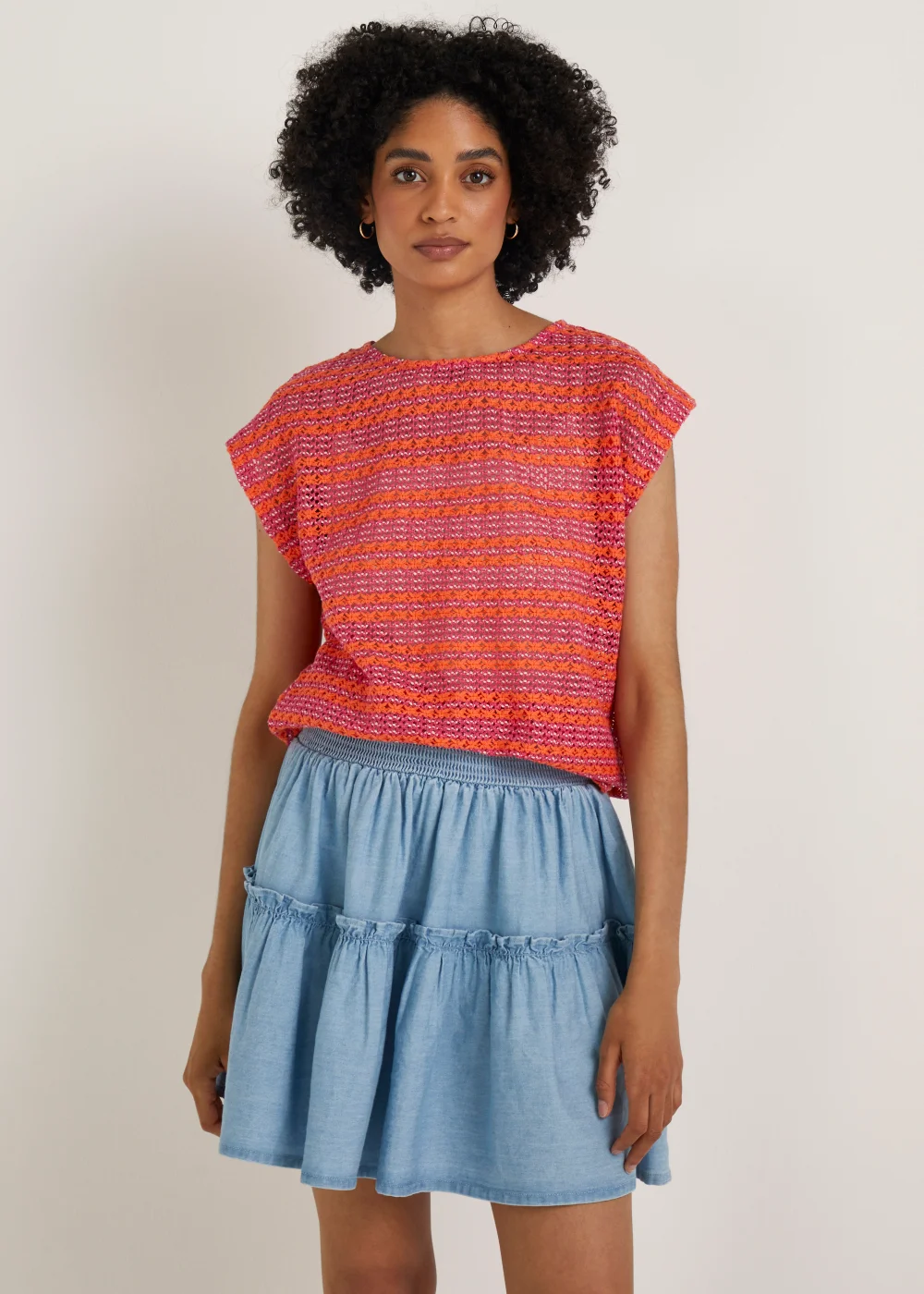 Mid Wash Ruffle Skirt - Size 8 Image 1