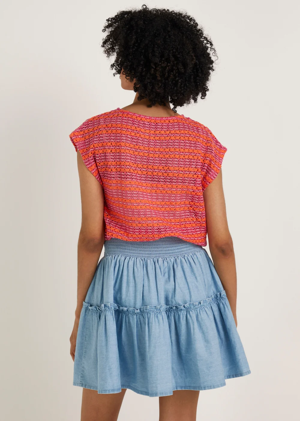 Mid Wash Ruffle Skirt - Size 8 Image 2