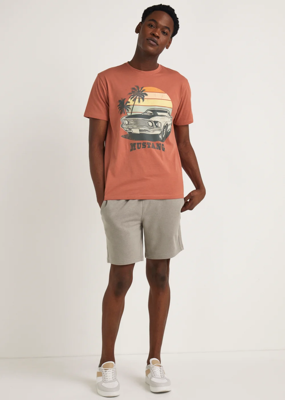 Rust Mustang T-Shirt - S Image 4