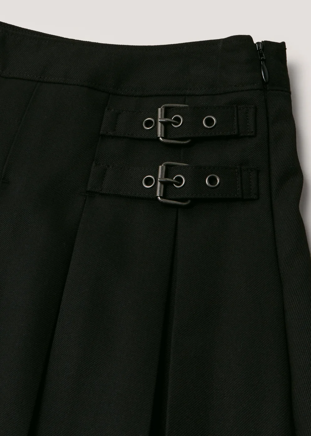 Girls Black Kilt School Skirt (8-16yrs) - 8 Yrs Image 2