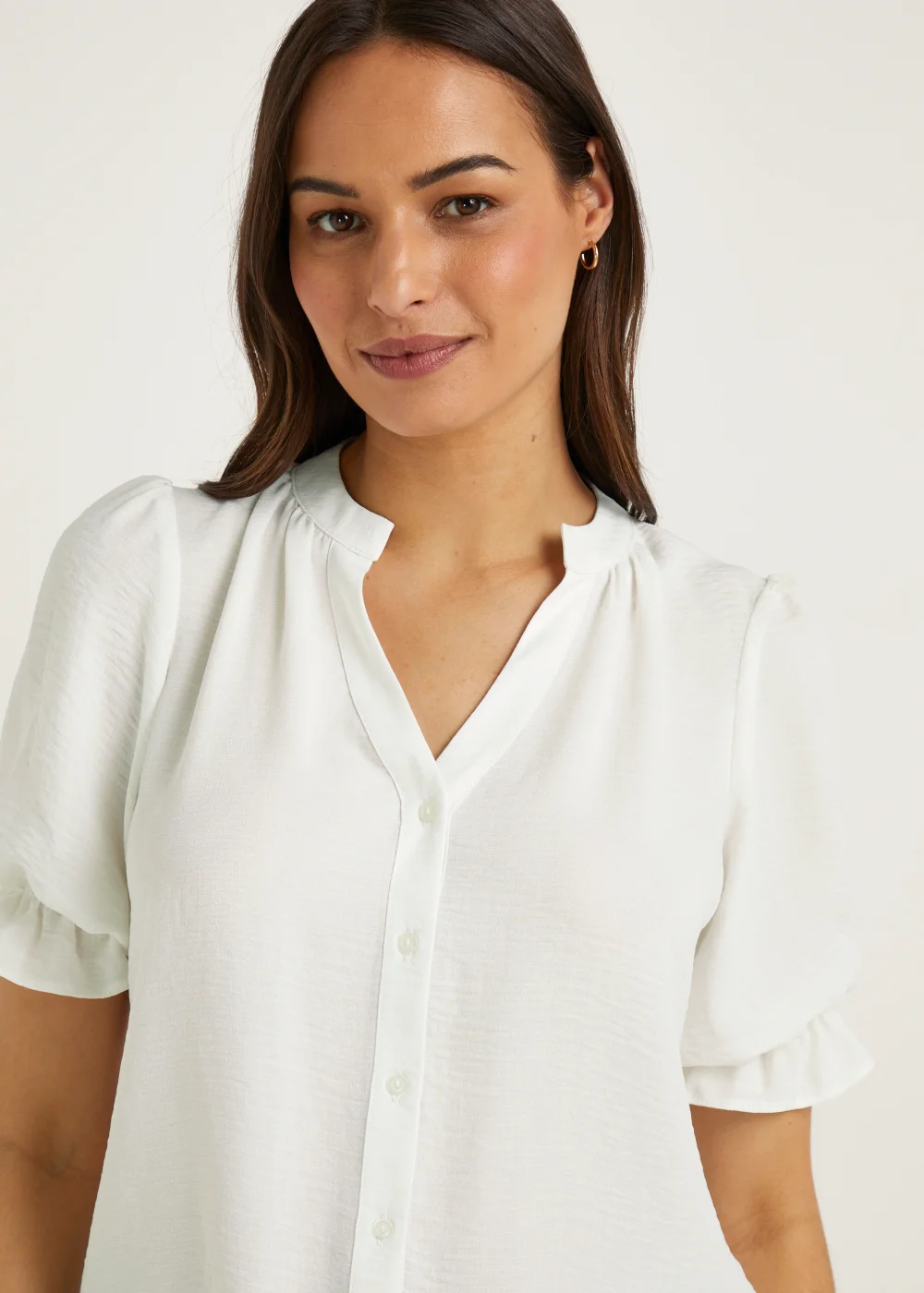 White Short Sleeve Shirt - 8 Image 3