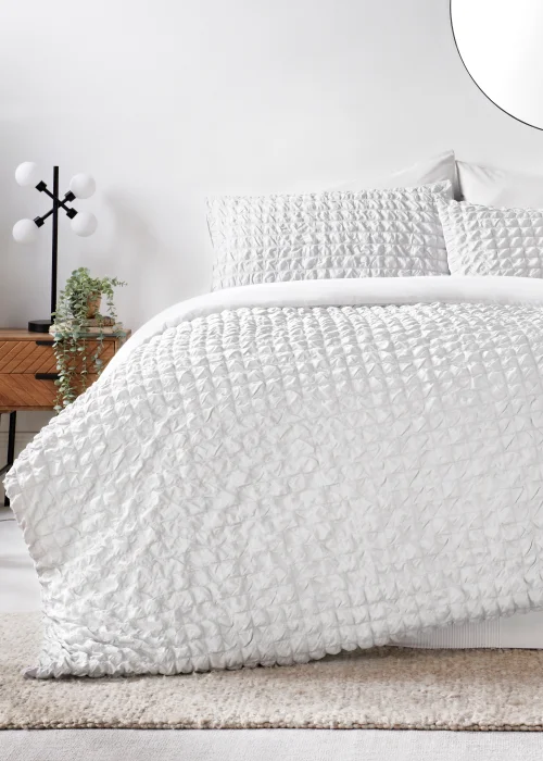 White Seersucker Duvet Cover - Double Image 1
