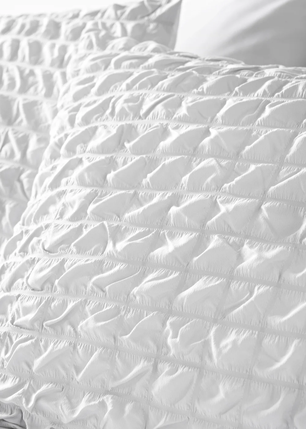 White Seersucker Duvet Cover - Double Image 3