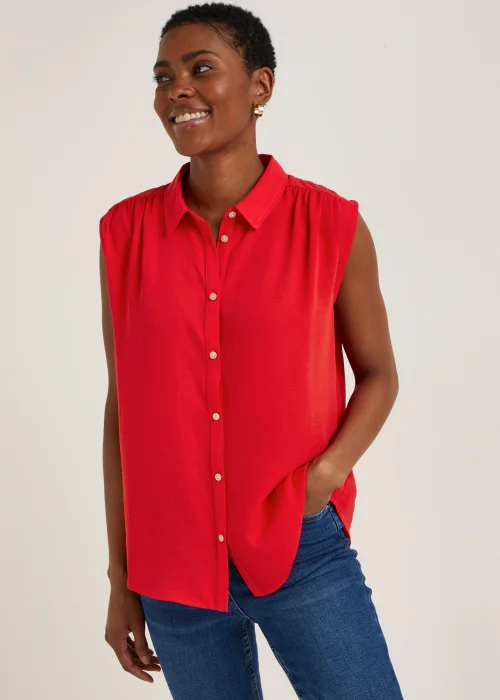 Red Sleeveless Shirt - 8 Image 1