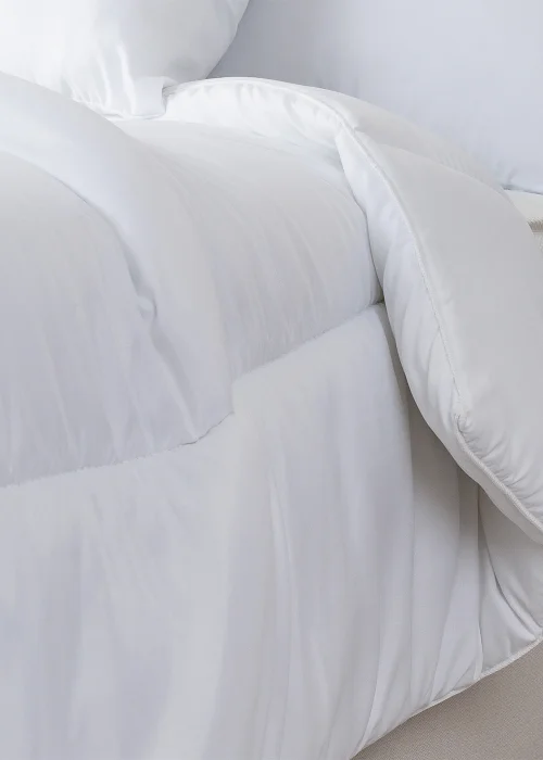 Slumberdown Cool Summer Nights Duvet (4.5 Tog) - Single Image 3