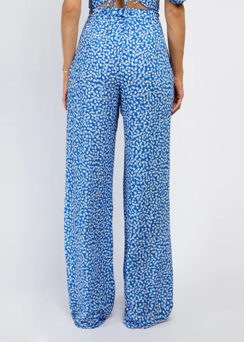 Girls on Film by Dani Dyer Blue Floral Wide Leg Co-Ord Trousers - Size 18 Image 2