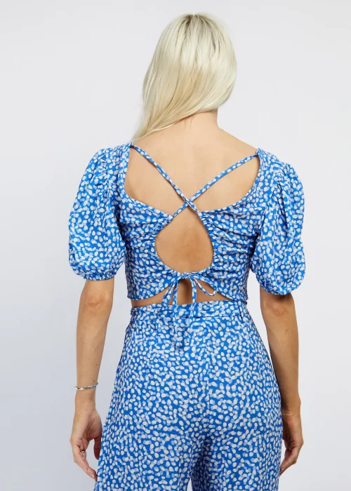 Girls on Film by Dani Dyer Blue Floral Co-Ord Top - 18 Image 2